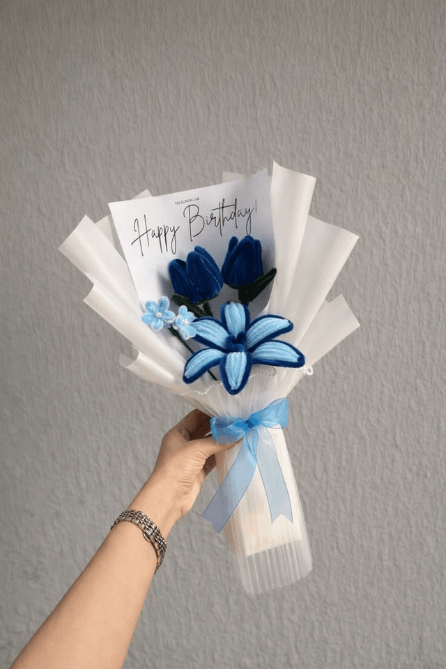 Everlasting Tulip Bouquet β Handmade with Love π·π - Image 1